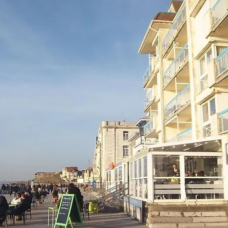 Appartement T2 Avec Balcon Et Wifi Sur La Digue De - Fr-1-675-39 *